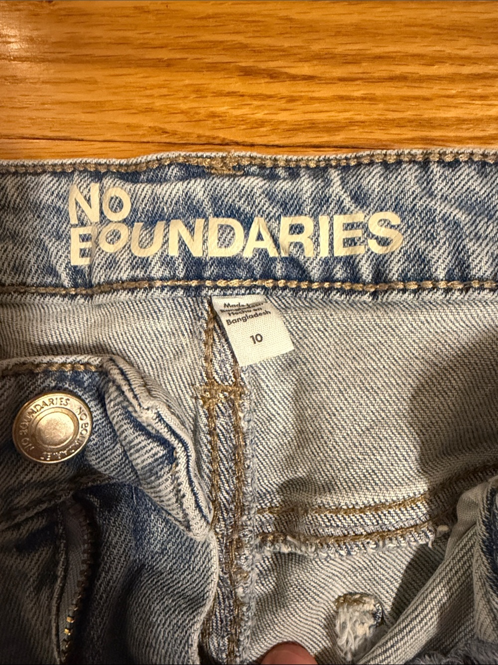 No Boundaries Patriotic Shorts - Picture 3 of 3